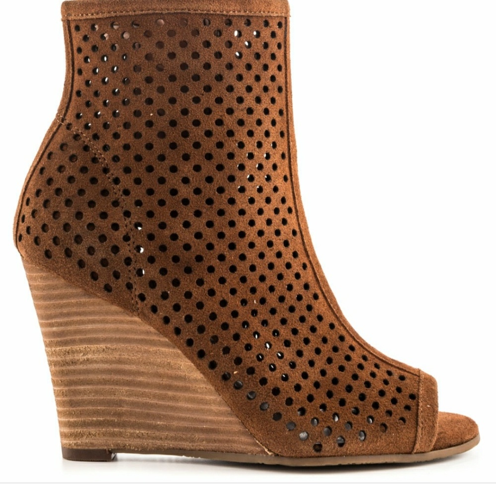 Carlos Santana Regine Wedge Bootie
